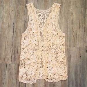 Boutique Lace Vest | Peach